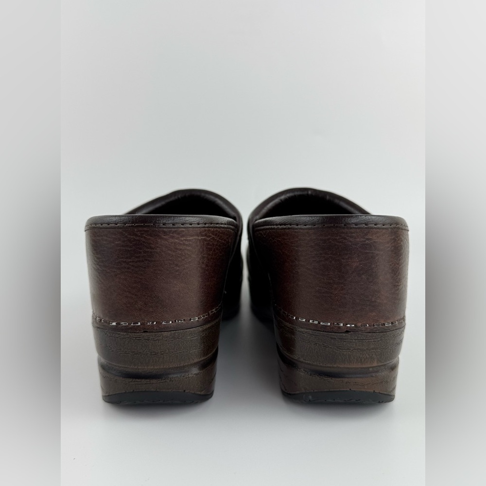 Dansko Women's Brown Leather Professional Clogs, Slip-on, Size 37 (US 6.5) - Picture 8 of 13